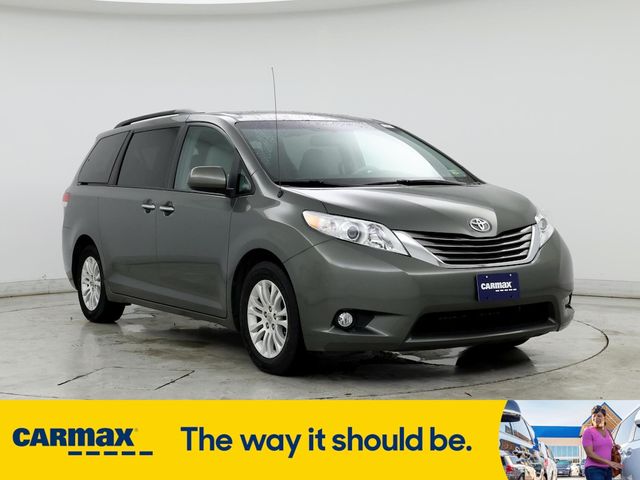 2014 Toyota Sienna XLE