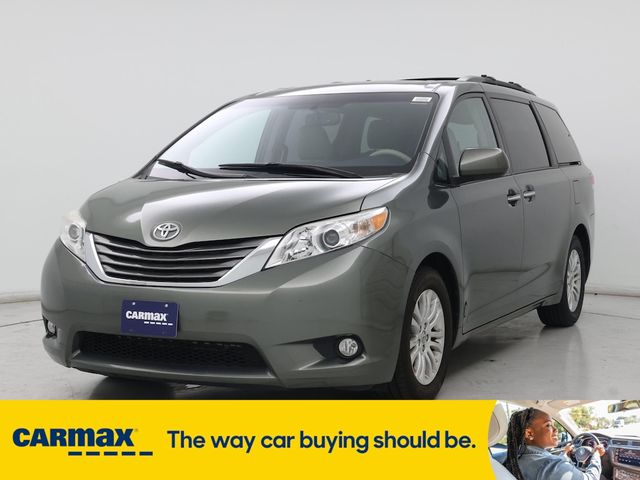 2014 Toyota Sienna XLE