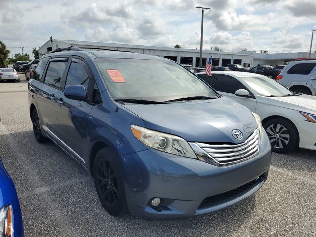 2014 Toyota Sienna XLE