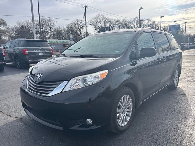 2014 Toyota Sienna 