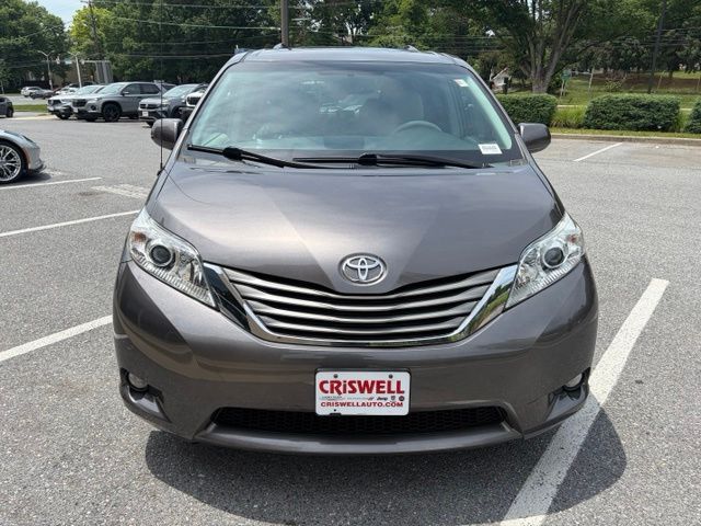 2014 Toyota Sienna XLE