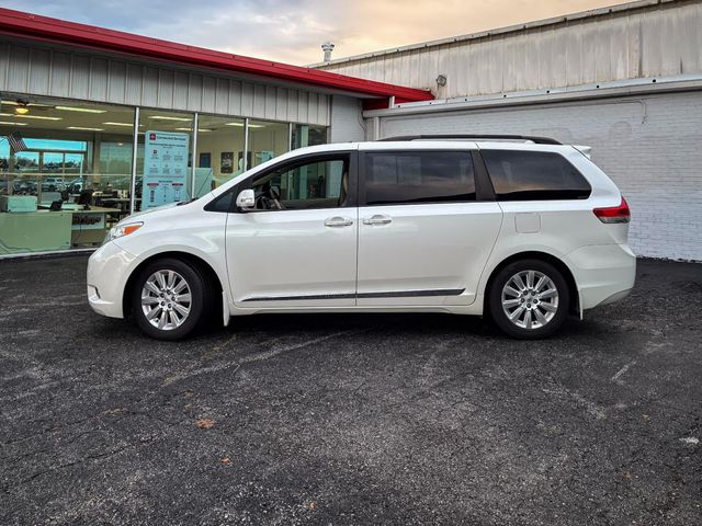 2014 Toyota Sienna XLE