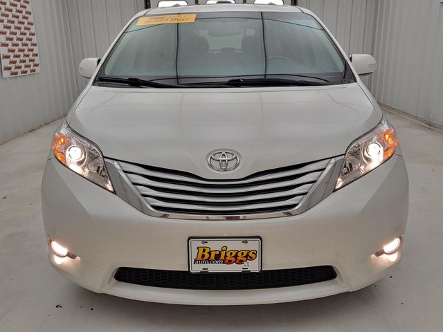 2014 Toyota Sienna XLE