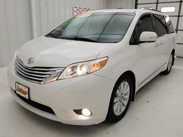 2014 Toyota Sienna XLE