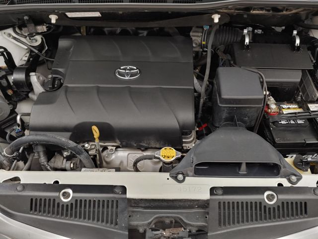 2014 Toyota Sienna XLE