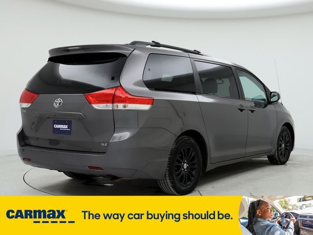 2014 Toyota Sienna XLE