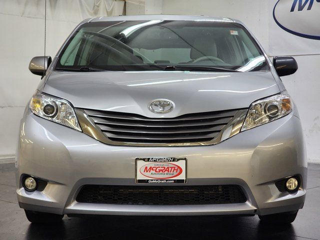 2014 Toyota Sienna XLE