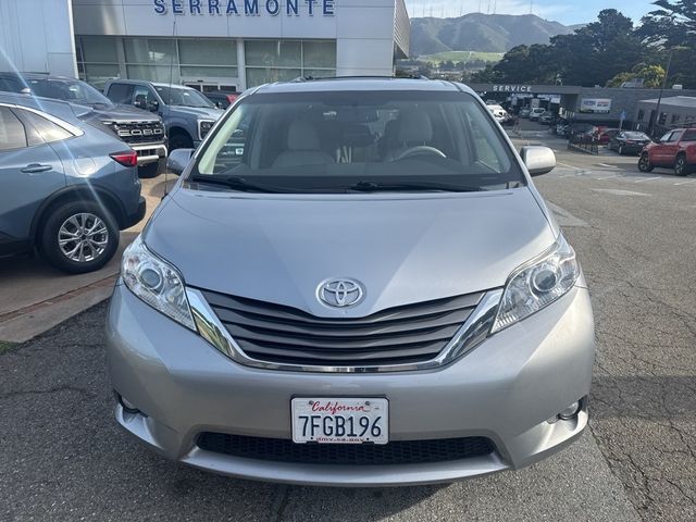 2014 Toyota Sienna XLE