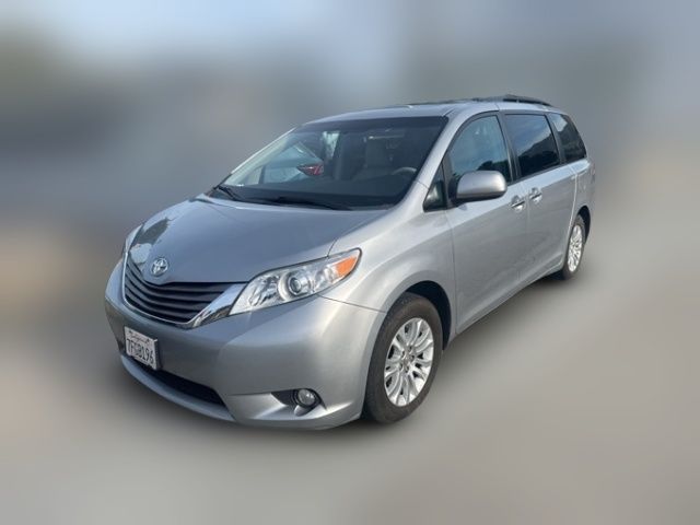 2014 Toyota Sienna XLE