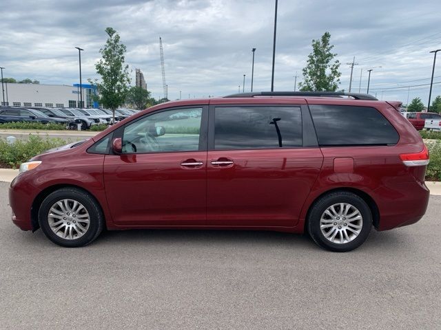 2014 Toyota Sienna XLE