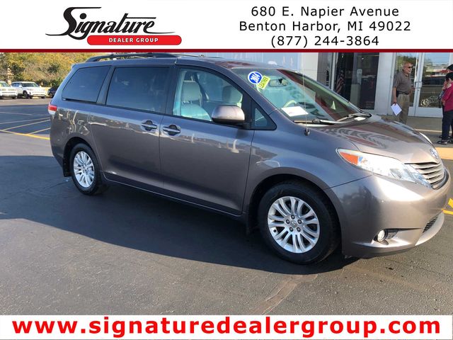 2014 Toyota Sienna XLE