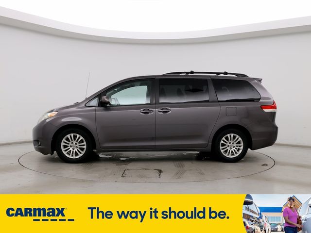 2014 Toyota Sienna XLE