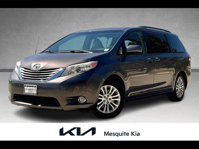 2014 Toyota Sienna XLE