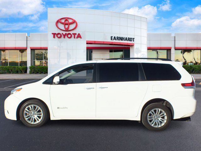 2014 Toyota Sienna XLE