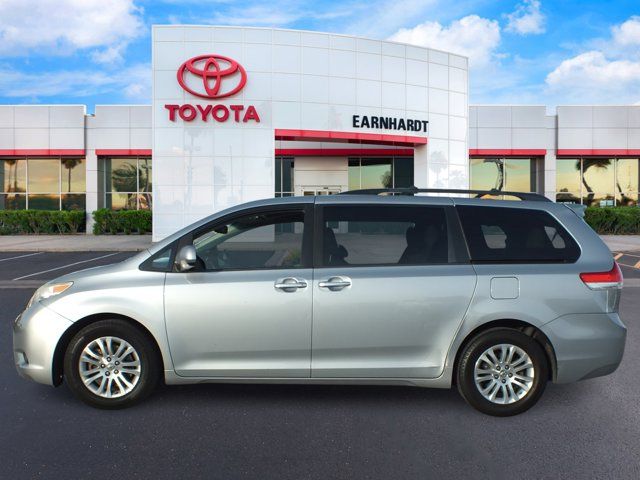 2014 Toyota Sienna 