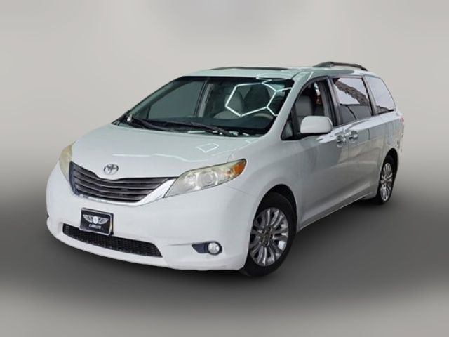 2014 Toyota Sienna 