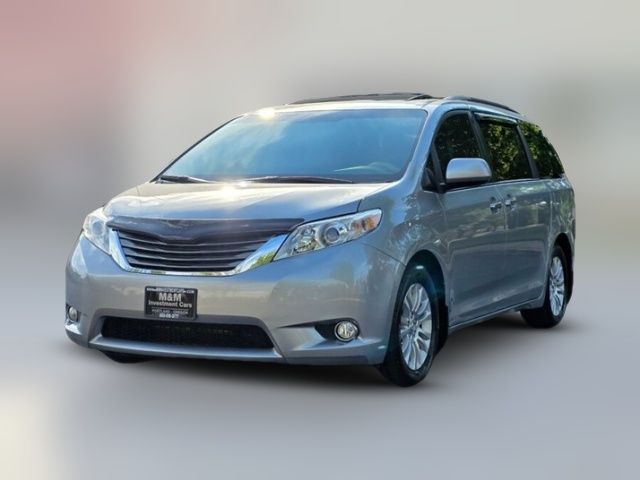 2014 Toyota Sienna 