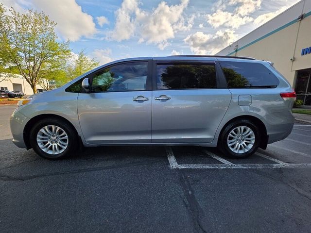 2014 Toyota Sienna 