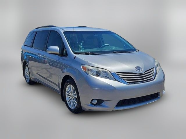 2014 Toyota Sienna XLE