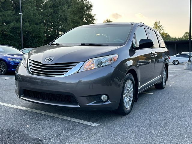 2014 Toyota Sienna 