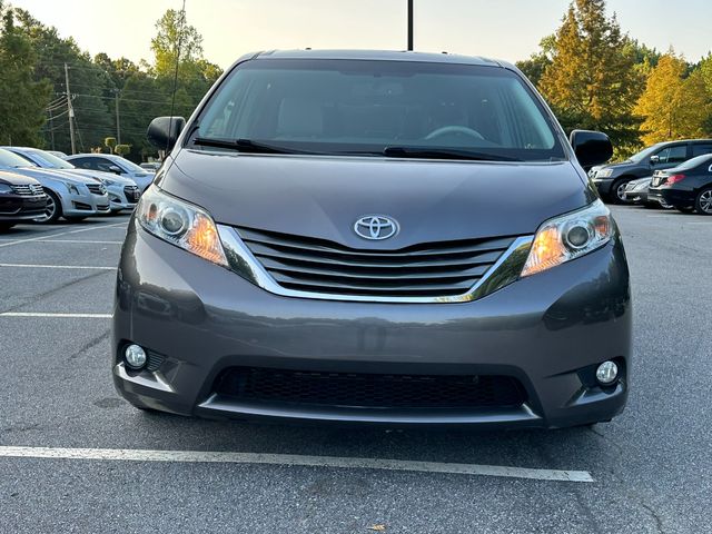 2014 Toyota Sienna 