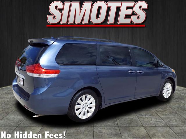 2014 Toyota Sienna 