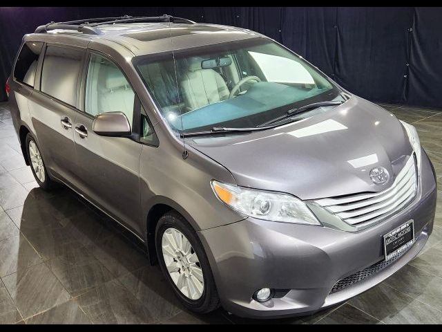 2014 Toyota Sienna XLE
