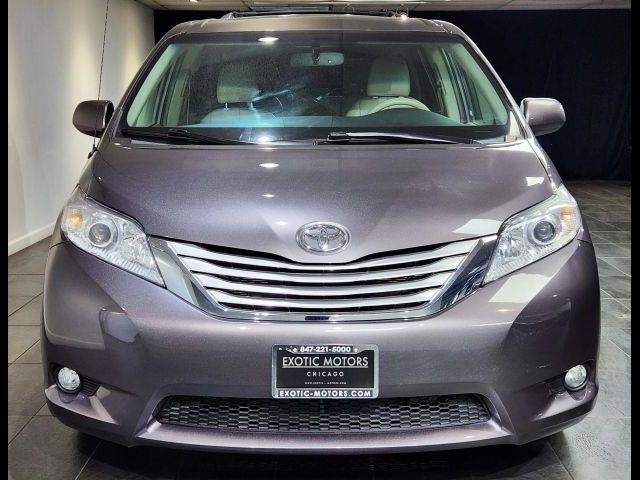 2014 Toyota Sienna XLE