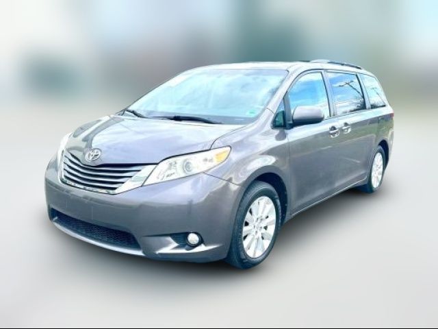 2014 Toyota Sienna XLE