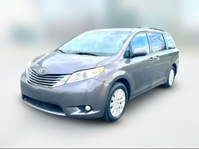 2014 Toyota Sienna XLE