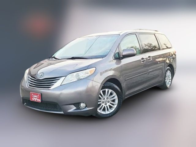 2014 Toyota Sienna XLE