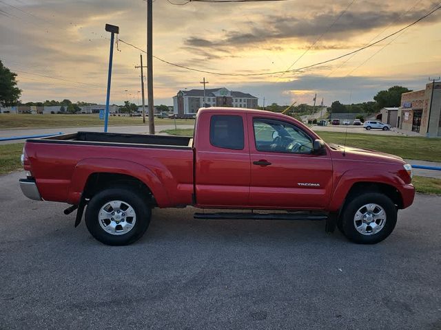 2014 Toyota Tacoma Base