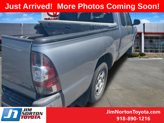 2014 Toyota Tacoma Base