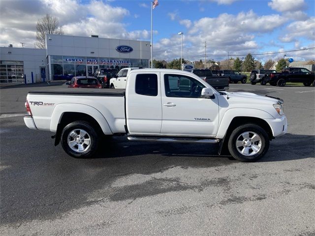 2014 Toyota Tacoma Base