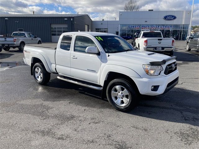 2014 Toyota Tacoma Base