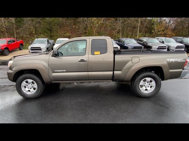 2014 Toyota Tacoma Base