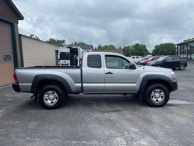 2014 Toyota Tacoma Base