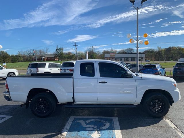 2014 Toyota Tacoma Base