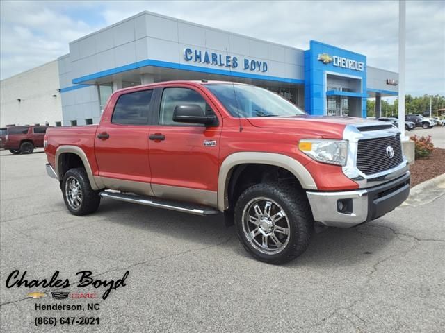 2014 Toyota Tundra SR5