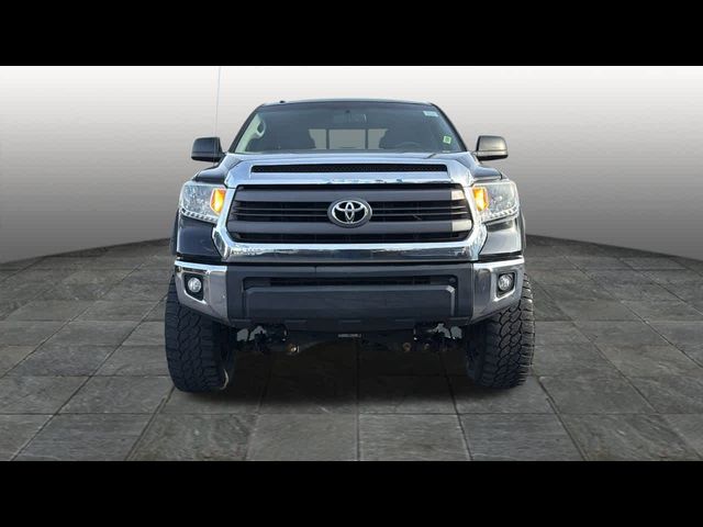 2014 Toyota Tundra 4WD Truck 
