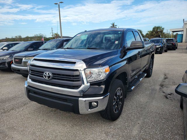 2014 Toyota Tundra SR5