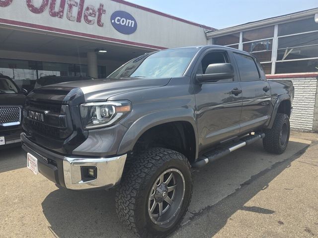 2014 Toyota Tundra SR5