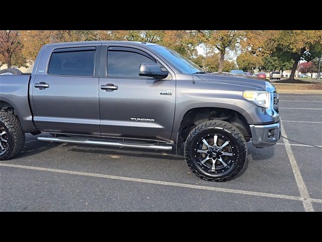 2014 Toyota Tundra SR5