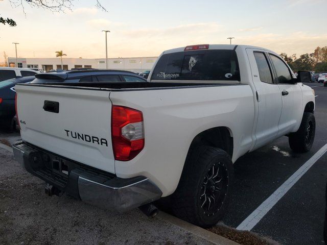 2014 Toyota Tundra SR5