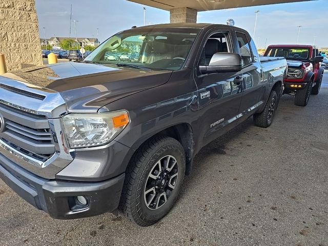 2014 Toyota Tundra SR5