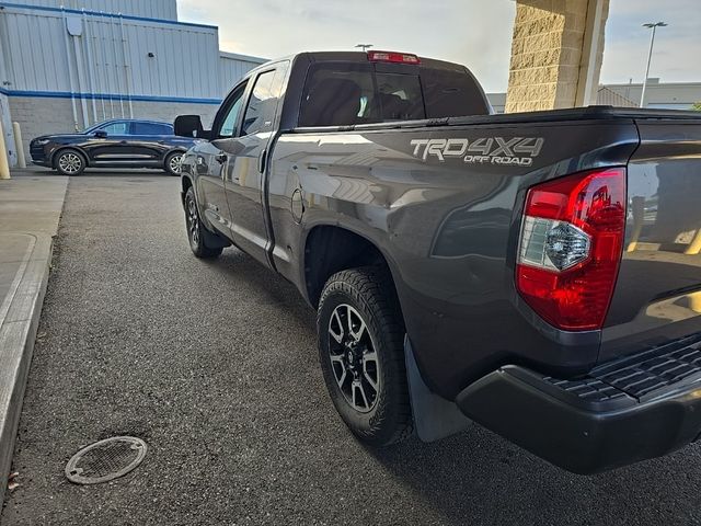 2014 Toyota Tundra SR5