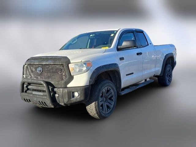 2014 Toyota Tundra SR5