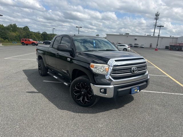 2014 Toyota Tundra SR5