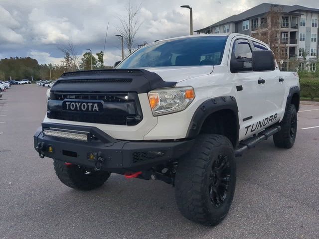 2014 Toyota Tundra SR5