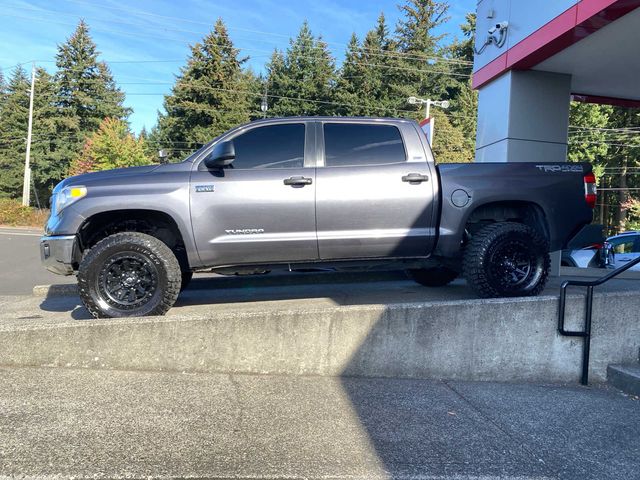 2014 Toyota Tundra SR5